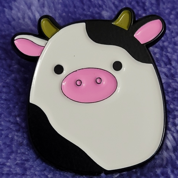 Squishmallow Conner Cow Enamel Pin - Picture 4 of 10